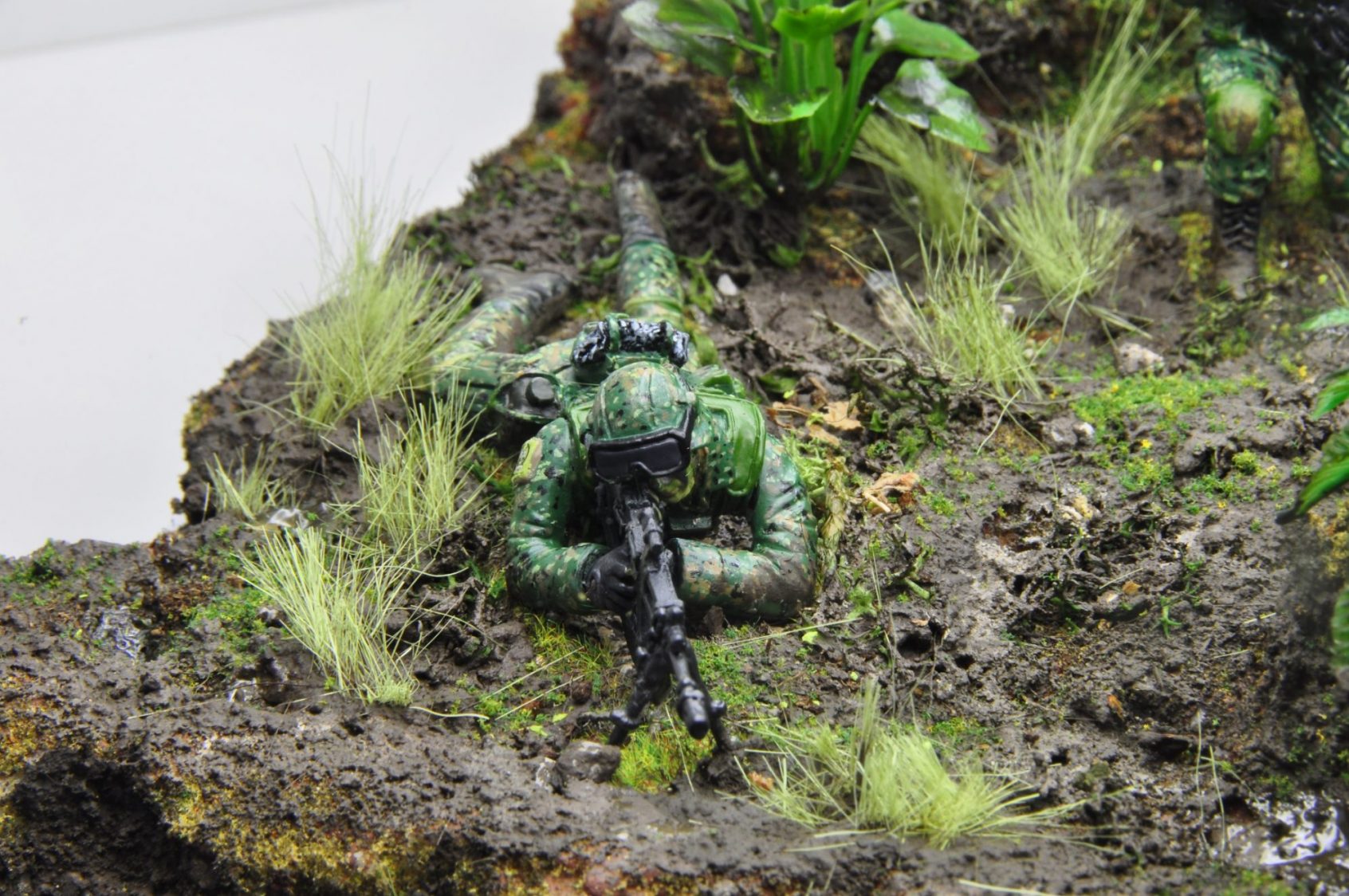 Miniature Stories Singapore Soldier & Jungle Diorama
