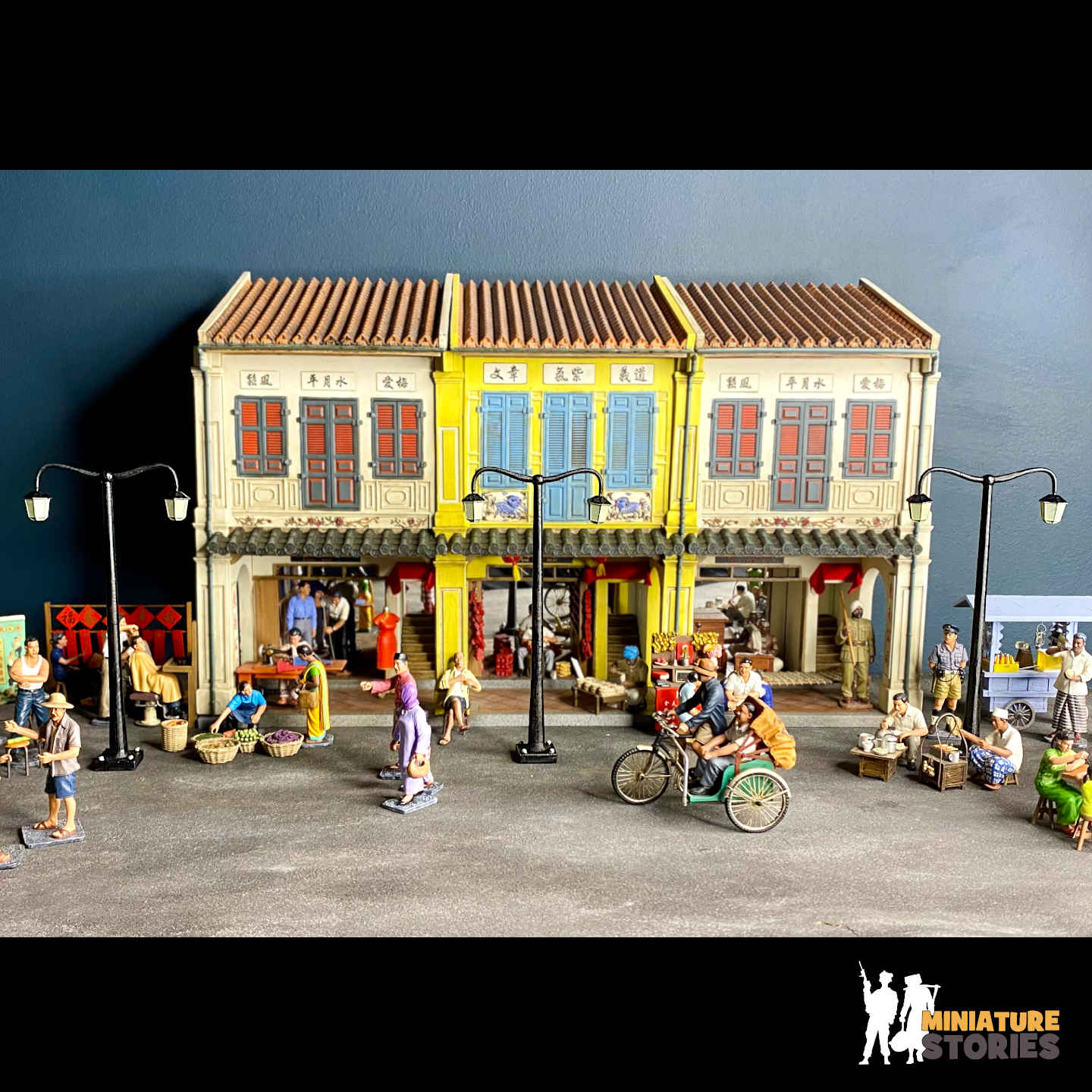 Miniature-Stories-Product-3D002-Chinatown-Street-Lamps_7_1440x1440.jpg