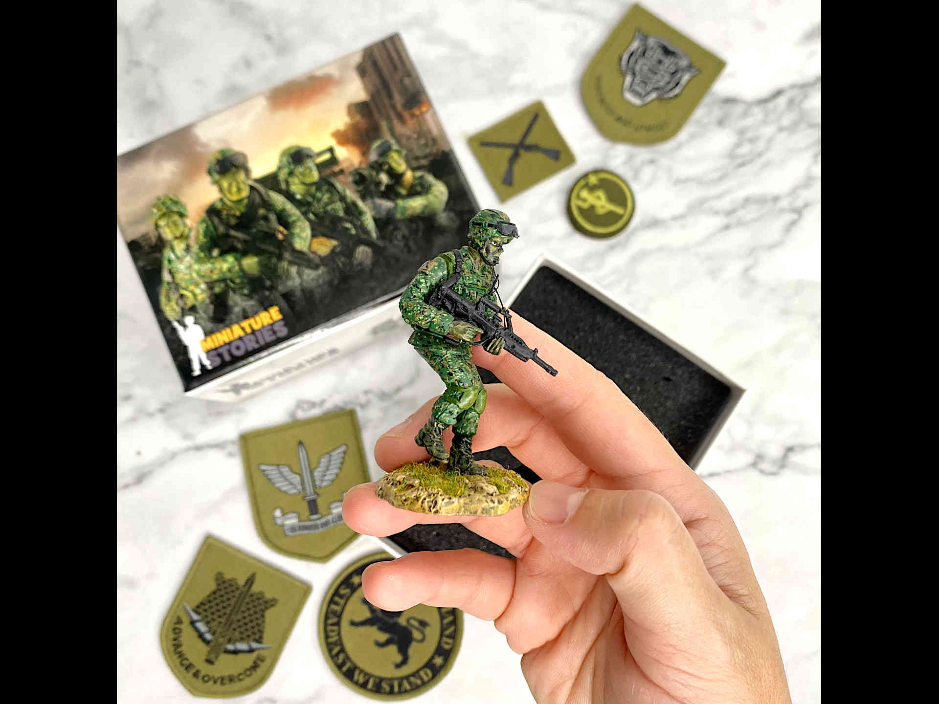 Miniature-Stories-Product-SA001-Section-Commander-with-SAR21-Scale_1920x1440.jpg