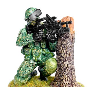 Miniature Singapore Army Soldier Figurine of M203 Gunner (1)