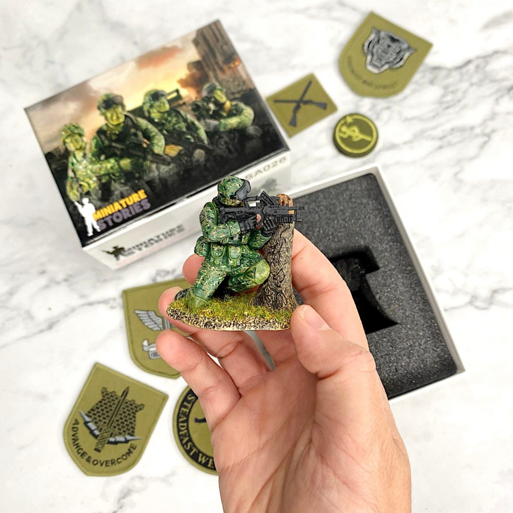 m203-gunner-firing-behind-tree-cover-sa007-miniature-stories